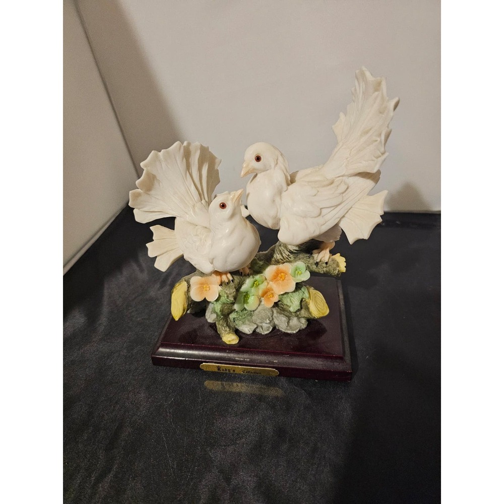 Vintage Ruby’s Collection Figurine “2 Doves” Wood Base